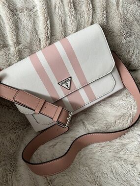 GUESS White and Light Pink Striped Crossbody